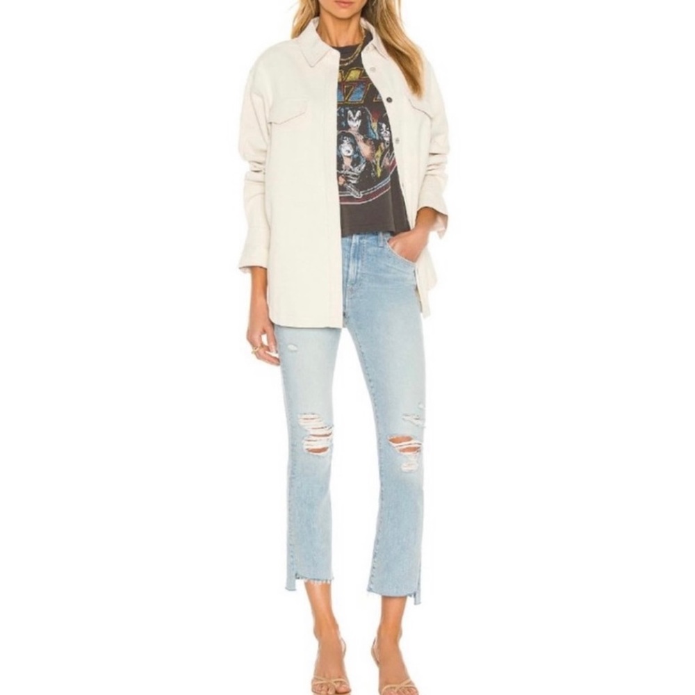 MOTHER Light Wash Distressed the hustler ankle fray